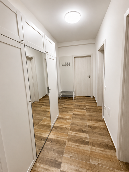 Grand Kristal, pentru cei care vor sa traiasca, nu sa gospodareasca.