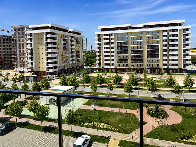 Grand Kristal, pentru cei care vor sa traiasca, nu sa gospodareasca.